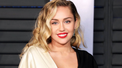 Miley Cyrus hosszasan írt életéről és a válásáról