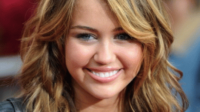 Miley Cyrust beoltották 