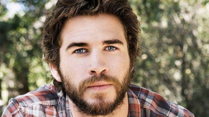 Műtétje miatt Liam Hemsworth átértékelte vegánságát