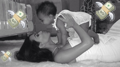 Őrület! Méregdrága táskával flangált Kim Kardashian 3 éves kislánya