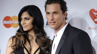 Összeházasodott Matthew McConaughey és Camila Alves