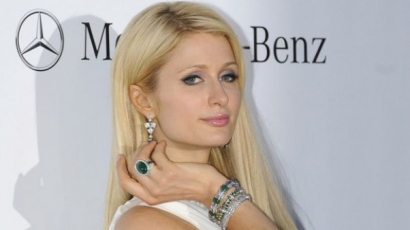 Paris Hilton: „Tökéletes a bőröm, nincs szükségem botoxra!”