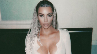 Pink hajra váltott Kim Kardashian