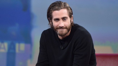 Pucér hátsóval szaladgált Jake Gyllenhaal