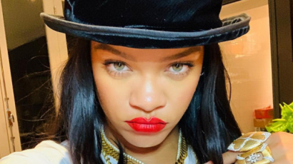 Rihanna bocsánatot kért családjától és barátaitól
