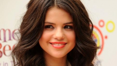 Selena Gomez a fiús anyukák álma