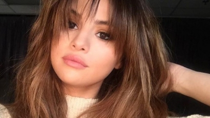 Selena Gomez frizurája lesz az idei nyár legdivatosabb viselete