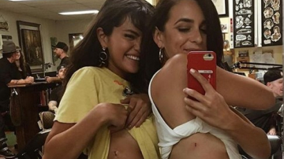 Selena Gomez közös tetoválást varratott barátnőivel