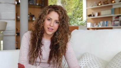 Shakira fürdőruhában mutatta meg, hogy nem fog rajta az idő