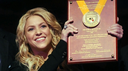 Shakira kitüntetést kapott