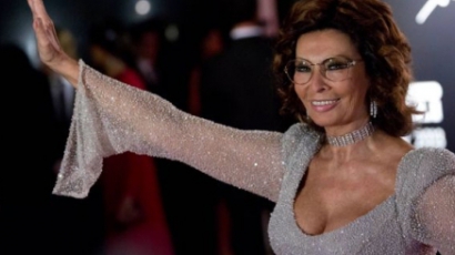 Sophia Loren ismét forgat