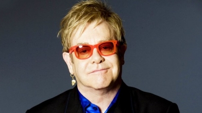 Szexuális zaklatásért pereli egykori testőre Elton Johnt