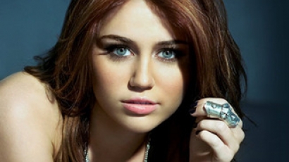 Taya Parker utánozza Miley-t