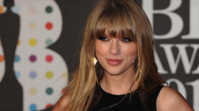 Taylor Swift újra színészkedni akar