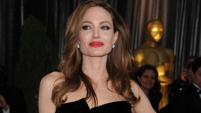 Tiszteletbeli Oscar-díjat kap Angelina Jolie