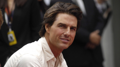 Tom Cruise VIP-látogatást tehetett II. Erzsébet királynőnél