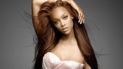 Tyra Banks anya lett – béranya hordta ki gyermekét