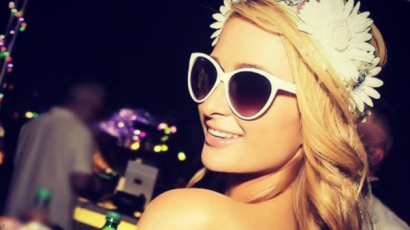Új dallal tér vissza a zenei életbe Paris Hilton