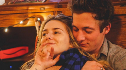 Világra jött Jeremy Allen White és Addison Timlin első gyermeke