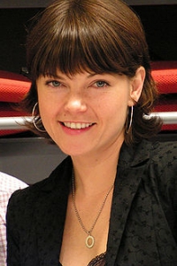 Nicole de Boer