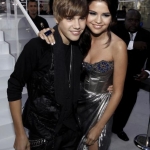 Justin and Sel ( MTV VMA 2010)