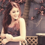 Ariana..♥