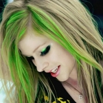 Avril Lavigne - Smile.mp4_000118942.jpg