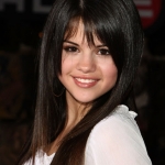 Selena-Gomez3.jpg