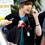 justin bieberr.jpg