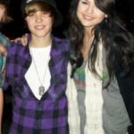 selena-gomez-justin-bieber-dating.jpg