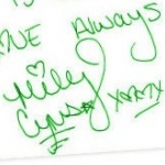 miley-cyrus_dot_com_autograph.jpg