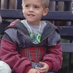 cole_dylan_sprouse_big_daddy_001[1].jpg