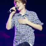 justin_bieber_001_160410.jpg