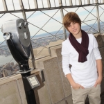 Justin_Bieber_Lights_5ea4.jpg