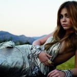 Miley_Cyrus_Tesh_Photoshoot_2010_for_Marie_Claire01.jpg