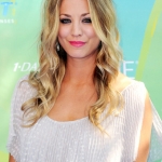 Kaley+Cuoco+2011+Teen+Choice+Awards+Arrivals+LuXEPQu5vKAl.jpg