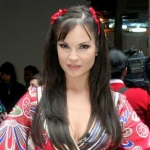 080903_ccea_rojo_pe.jpg