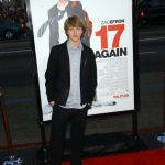 sterling-knight-los-angeles-premiere-1SBcHa.jpg
