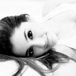 ariana-grande-pretty-black-and-white-photo.jpg