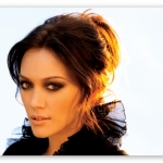 hilary_duff_2011-t2.jpg