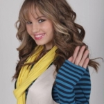 Debby-Ryan-Photoshoot-debby-ryan-16822257-374-509.jpg