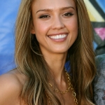 jessica-alba-teen-choice-awards-2007-02.jpg
