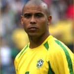 Ronaldo-FIFA-Worldcup-Golden-Boot-Winner-20021.jpg