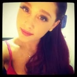 Ariana<3