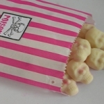 candy-chocolate-pink-poison-skulls-Favim_com-114988_thumb.jpg
