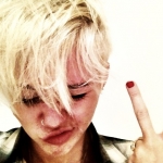 87de6_short_hairstyle_Miley-Cyrus-Short-Pixie-Cut.jpg