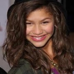 Zendaya-34537545686.jpg