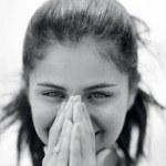 selenavogue6.jpg