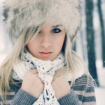 girl,photography,portrait,snow,winter-33311d4eb5e0d46c3816fbea59e0e1ca_h_large.jpg
