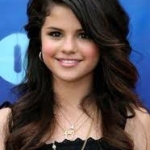 selena.jpg
